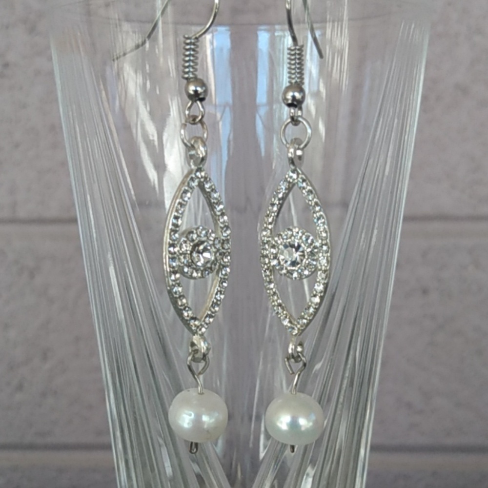 Trendy 'Evil Eye' Charm with Freshwater Pearls